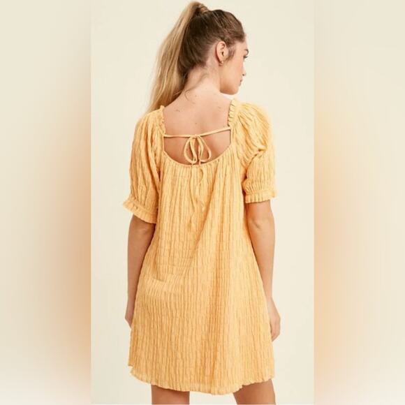 Listicle orange smocked dress size large NWT - Picture 2 of 7